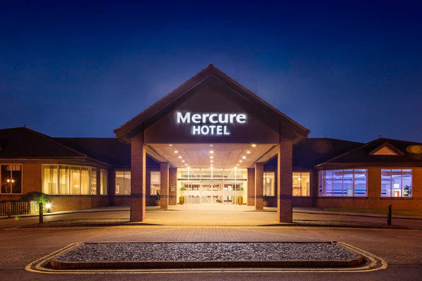 Mercure Daventry Court Hotel